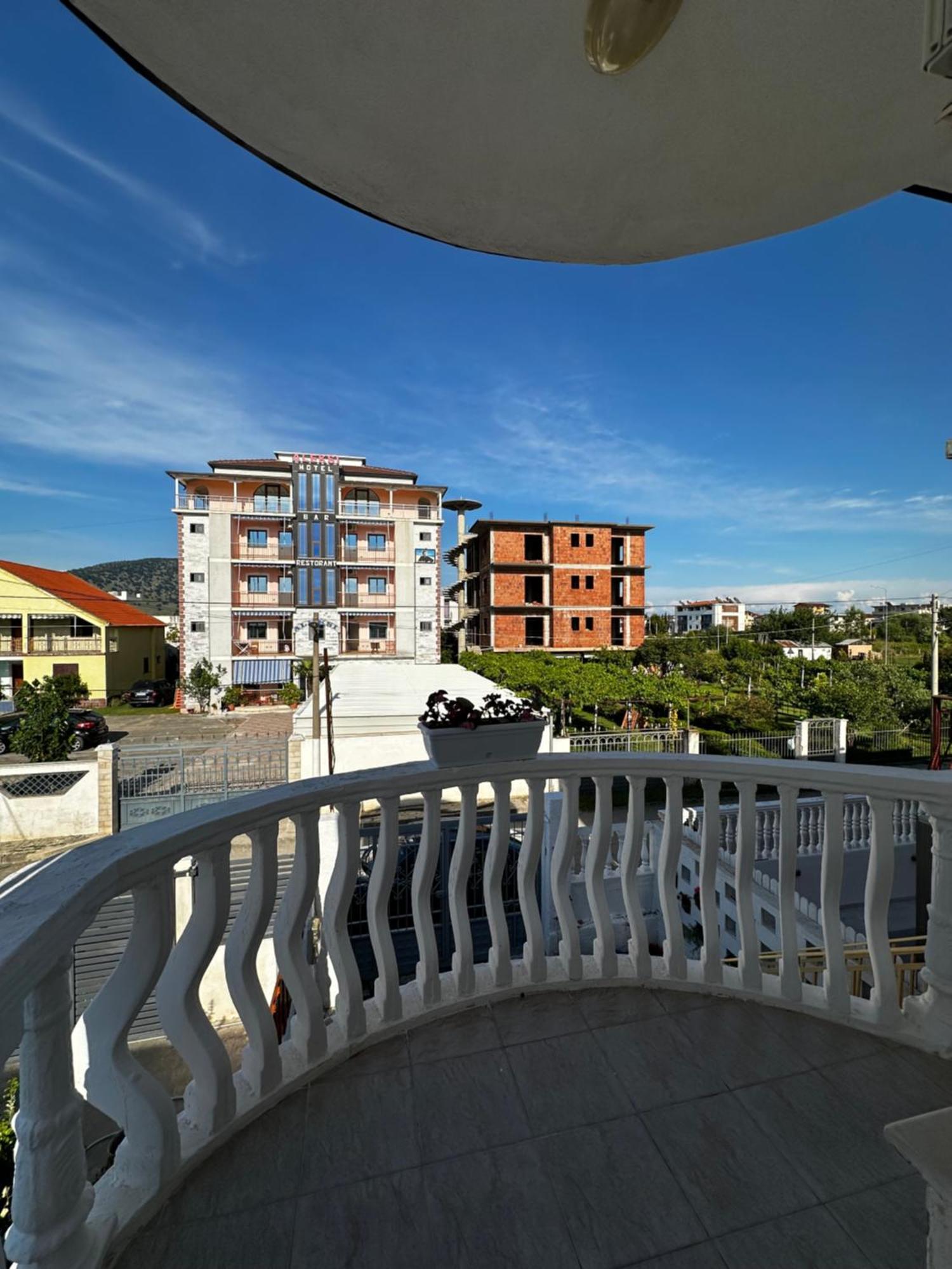 Ani-t Aparthotel *